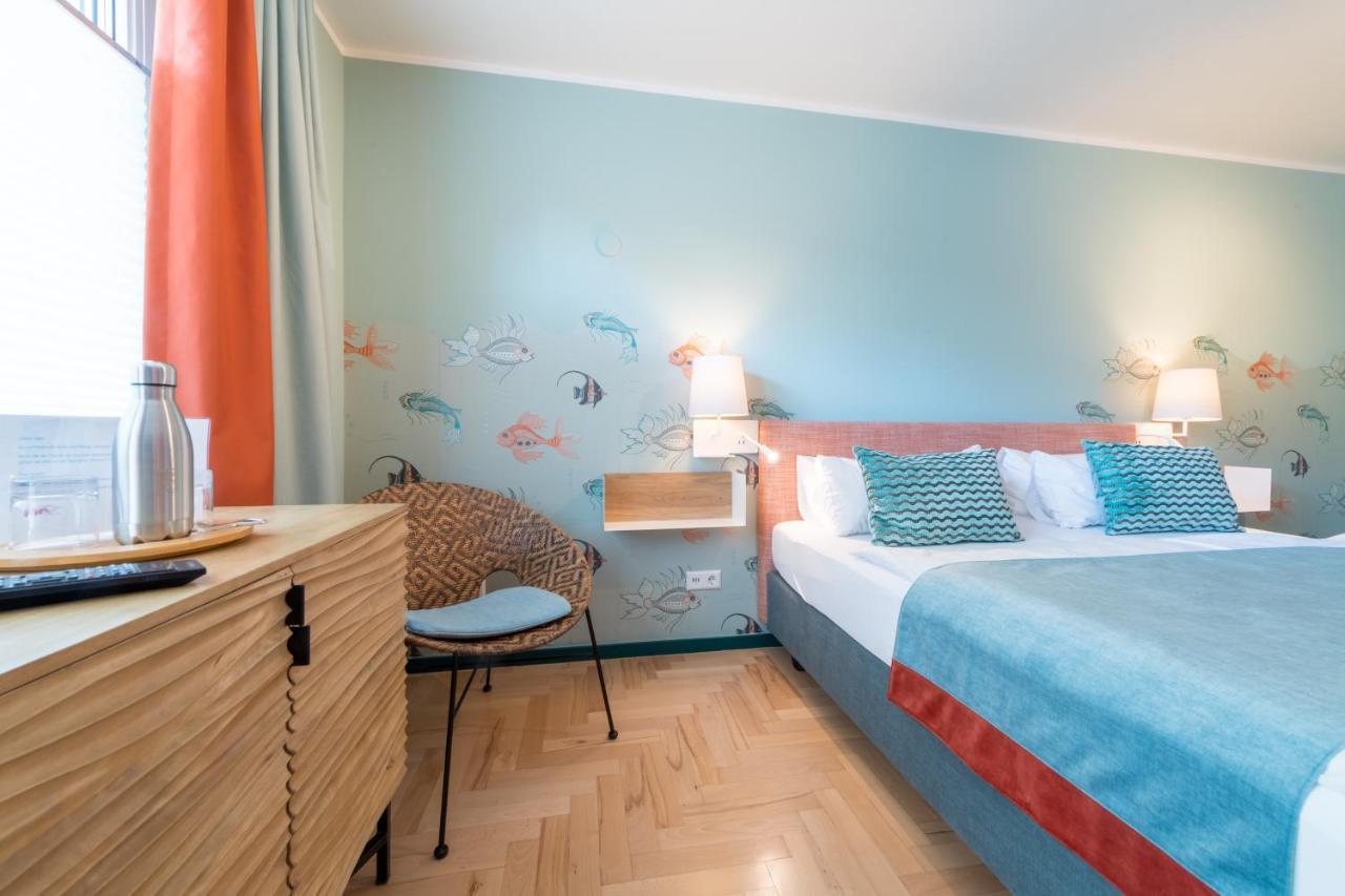 Hotel Viva Sky Констанц Екстериор снимка