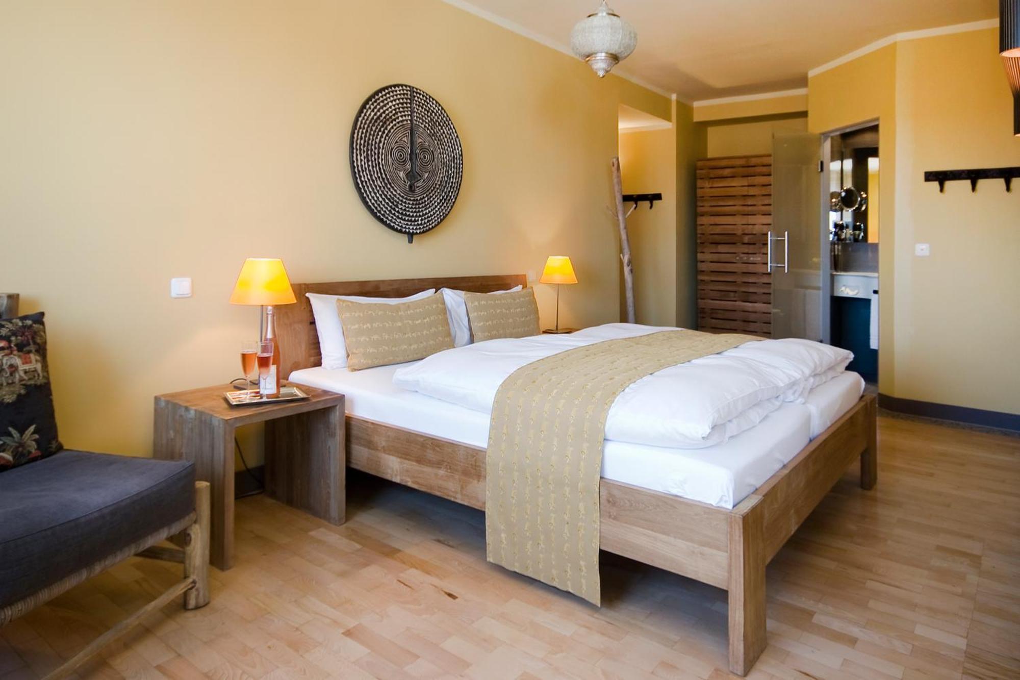 Hotel Viva Sky Констанц Екстериор снимка